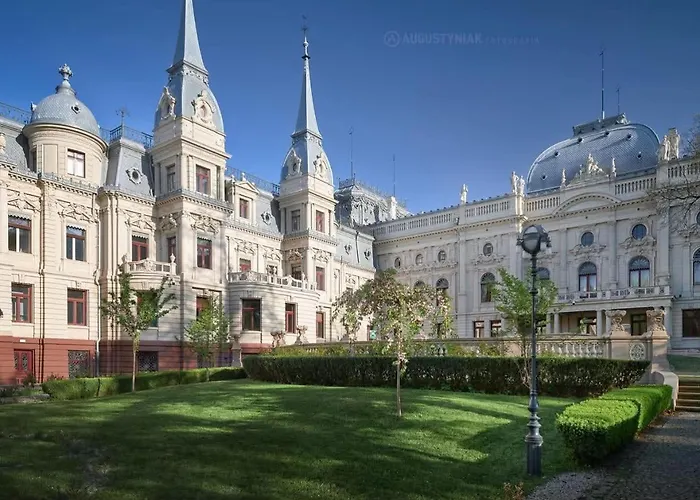 Simply Near The Center * Łódź